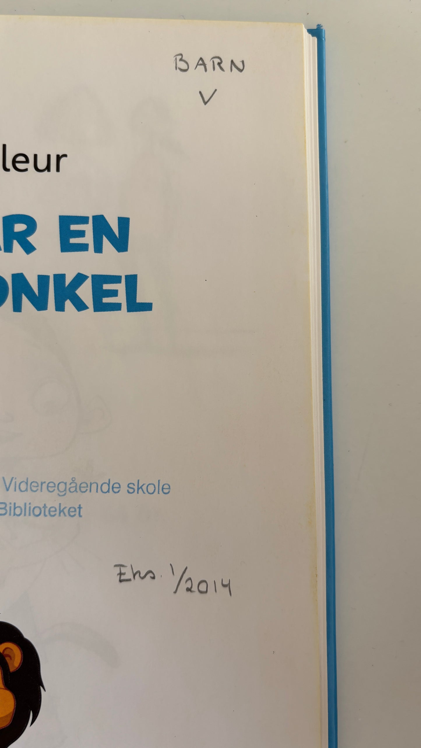 Valeur, Tiril: Leo får en liten onkel