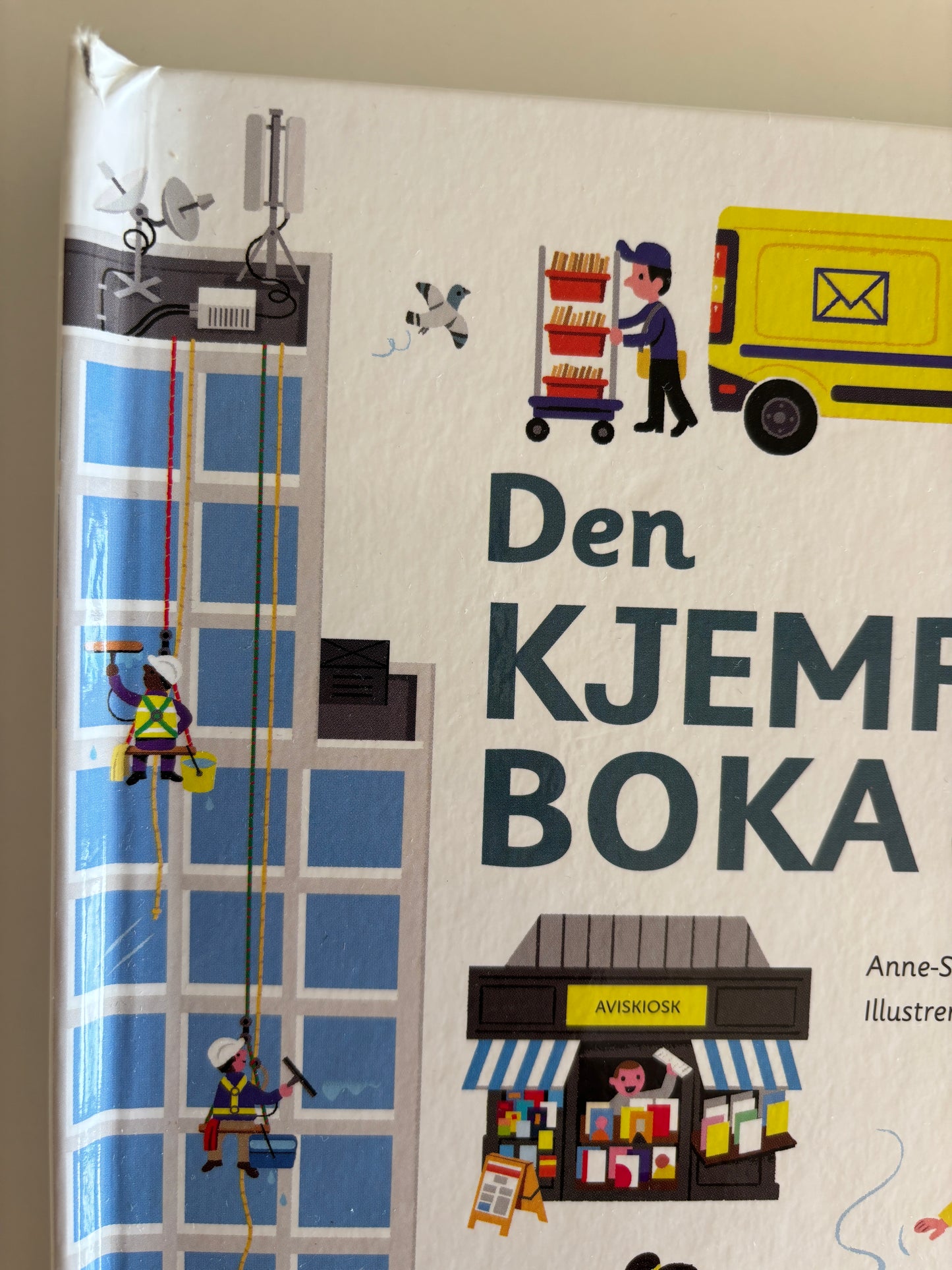 Baumann, Anne-Sophie: Den kjempestore boka om byen