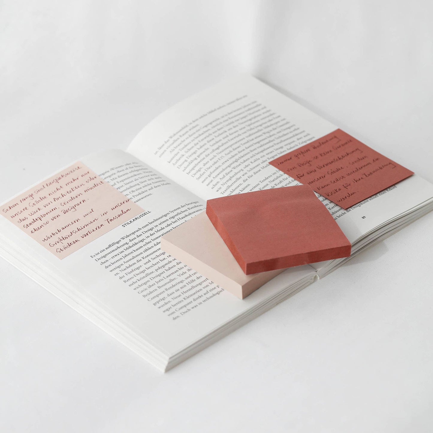 Vintage Red Sticky Notes 75mm x 75mm /100 ark per blokk