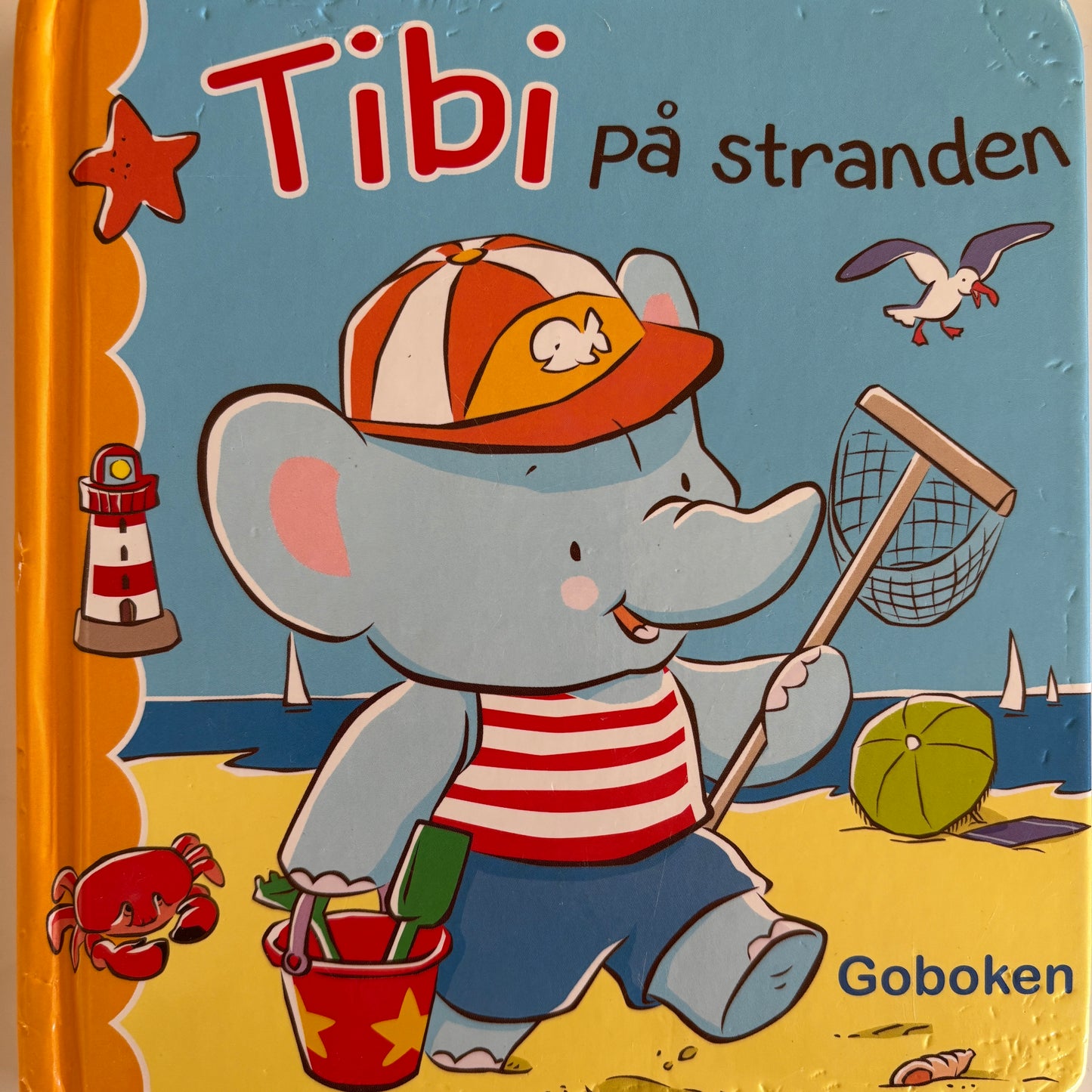 Tibi på stranden