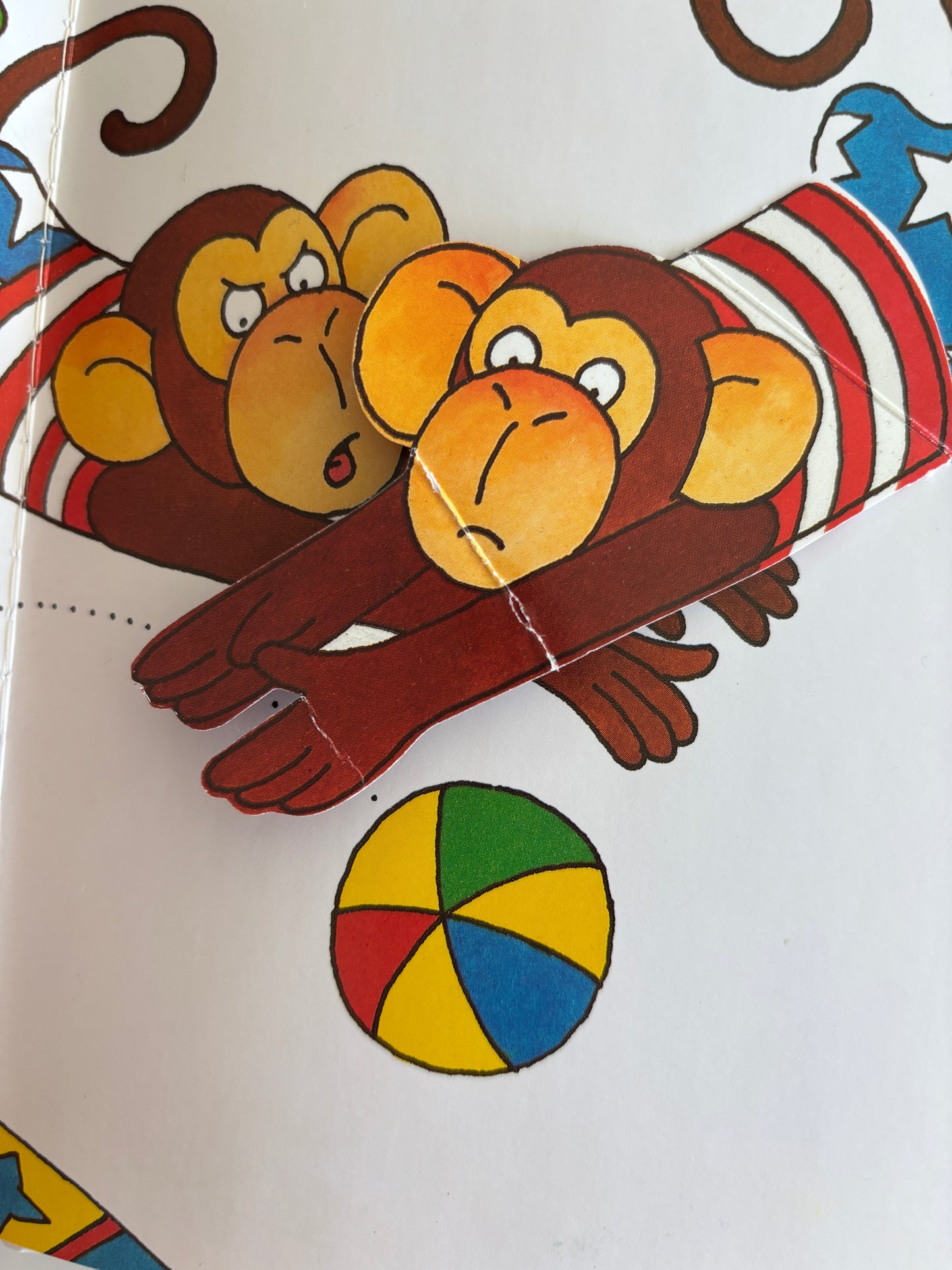 Hill, Eric: Tassen på sirkus