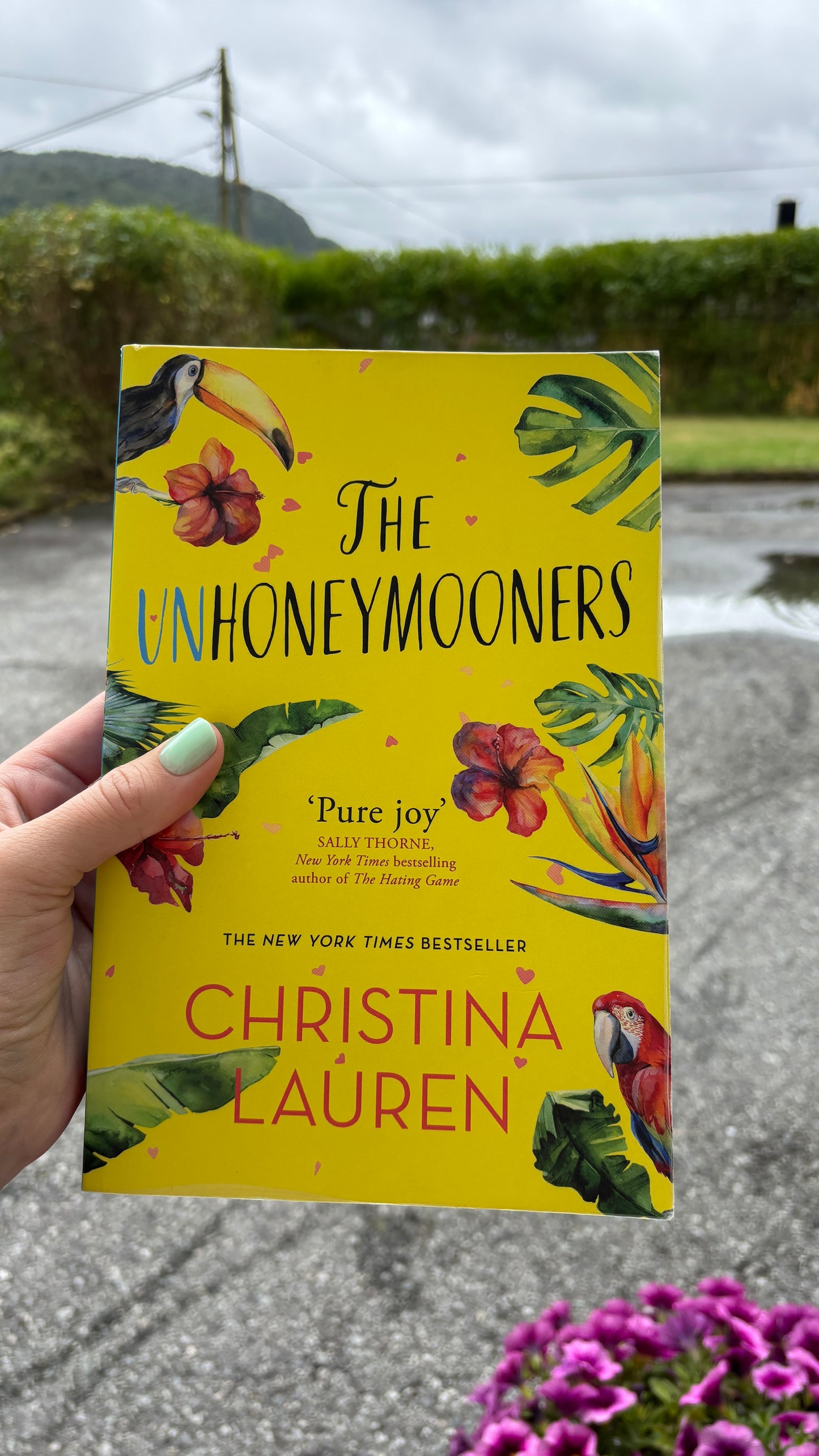 Lauren, Christina: The unhoneymooners