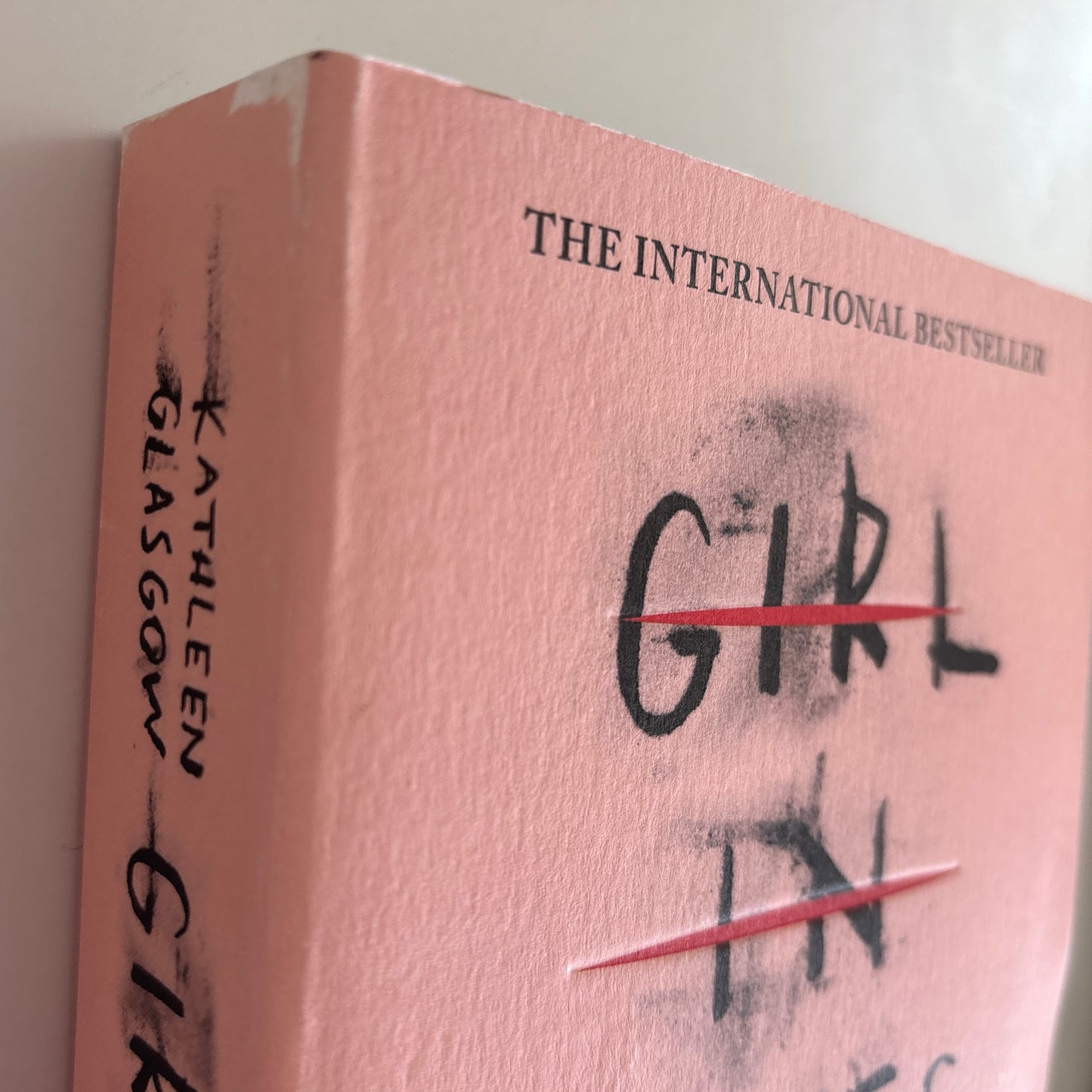 Glasgow, Kathleen: Girl in pieces