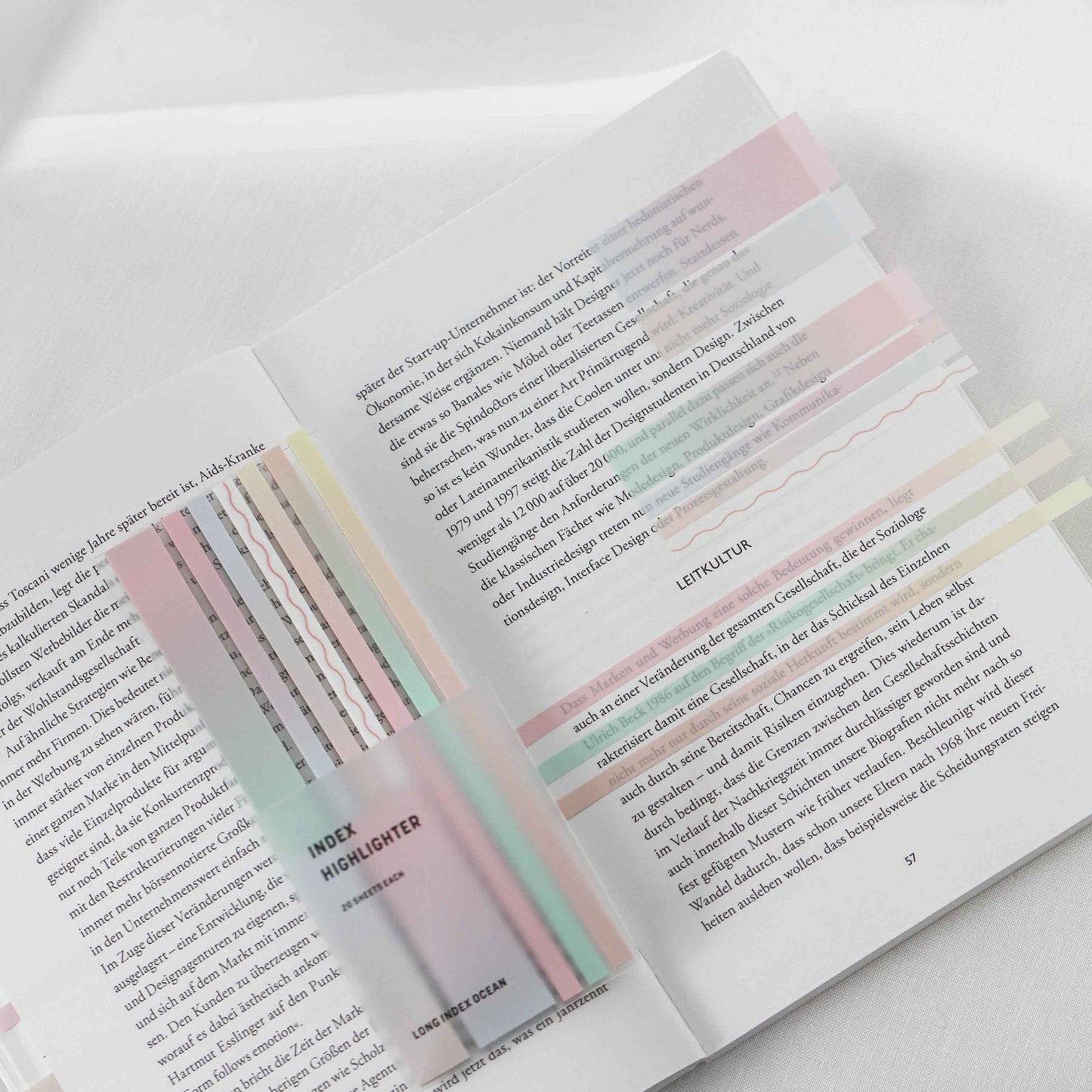Peach yellow | Gjennomsiktige klebestriper – langt design | Selvklebende notislapper