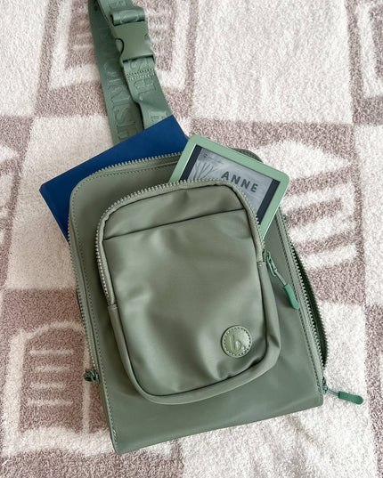 The Bookish Crossbody: Cinnamon