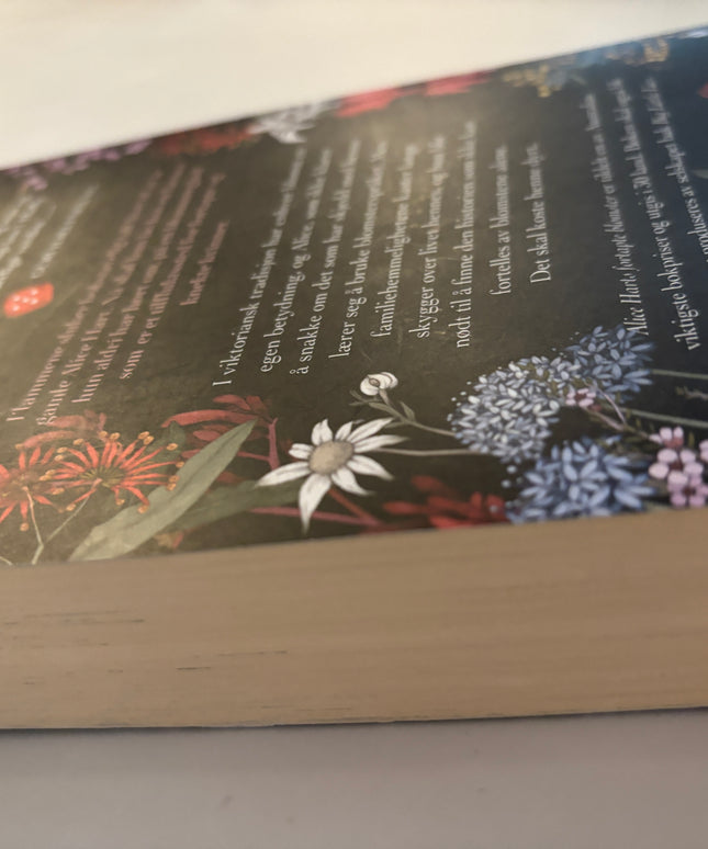Ringland, Holly: Alice Harts fortapte blomster