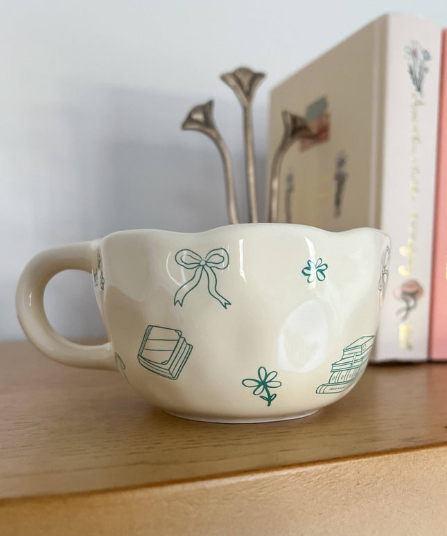 Bows and Books Mug: Red/Ivory Strawberries