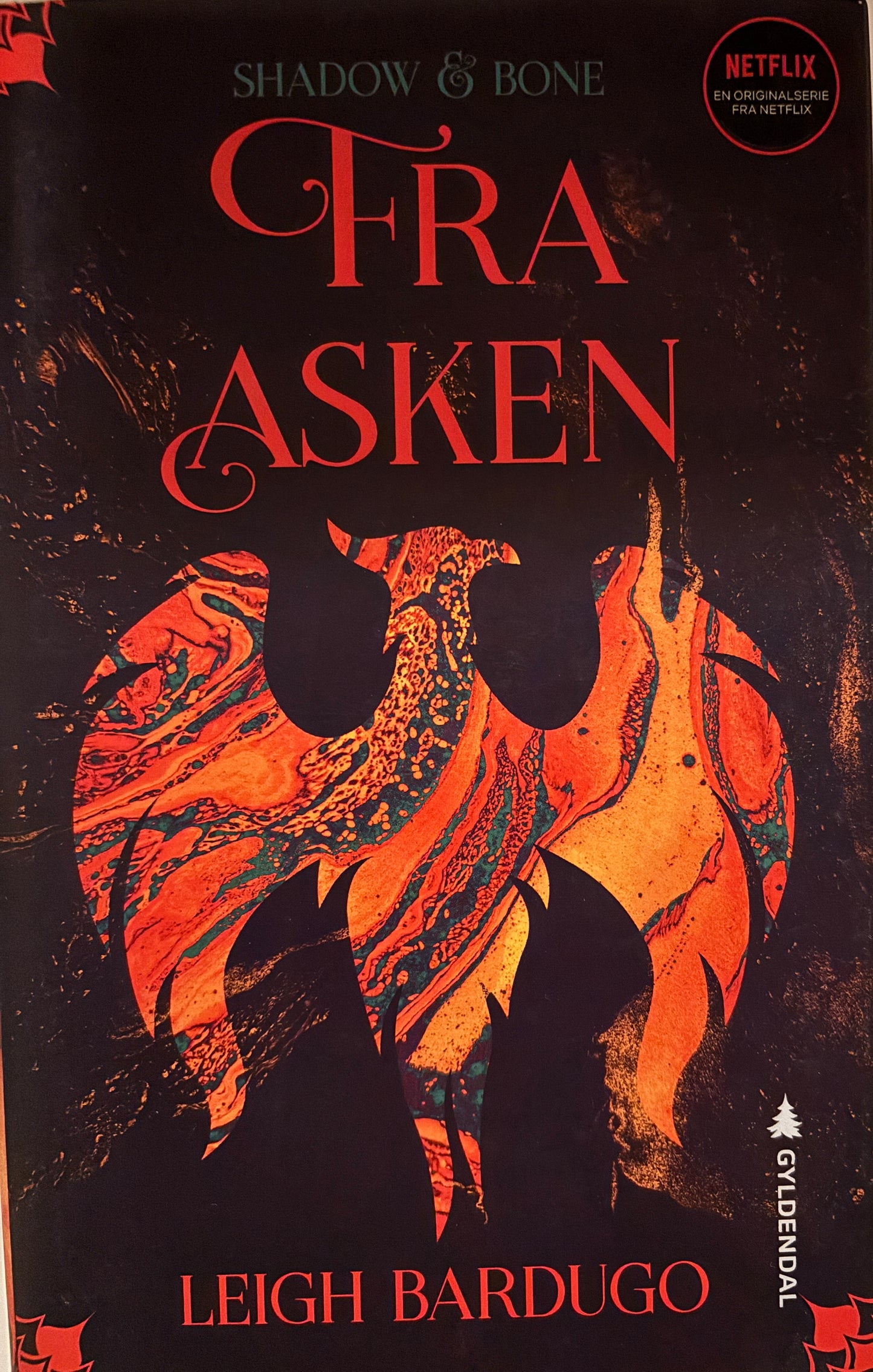 Bardugo, Leigh: Fra asken - Shadow and bone