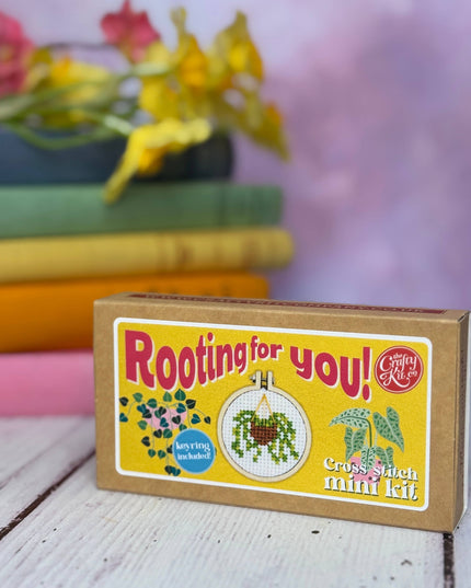 Rooting for You! Mini Matchbox Broderingssett