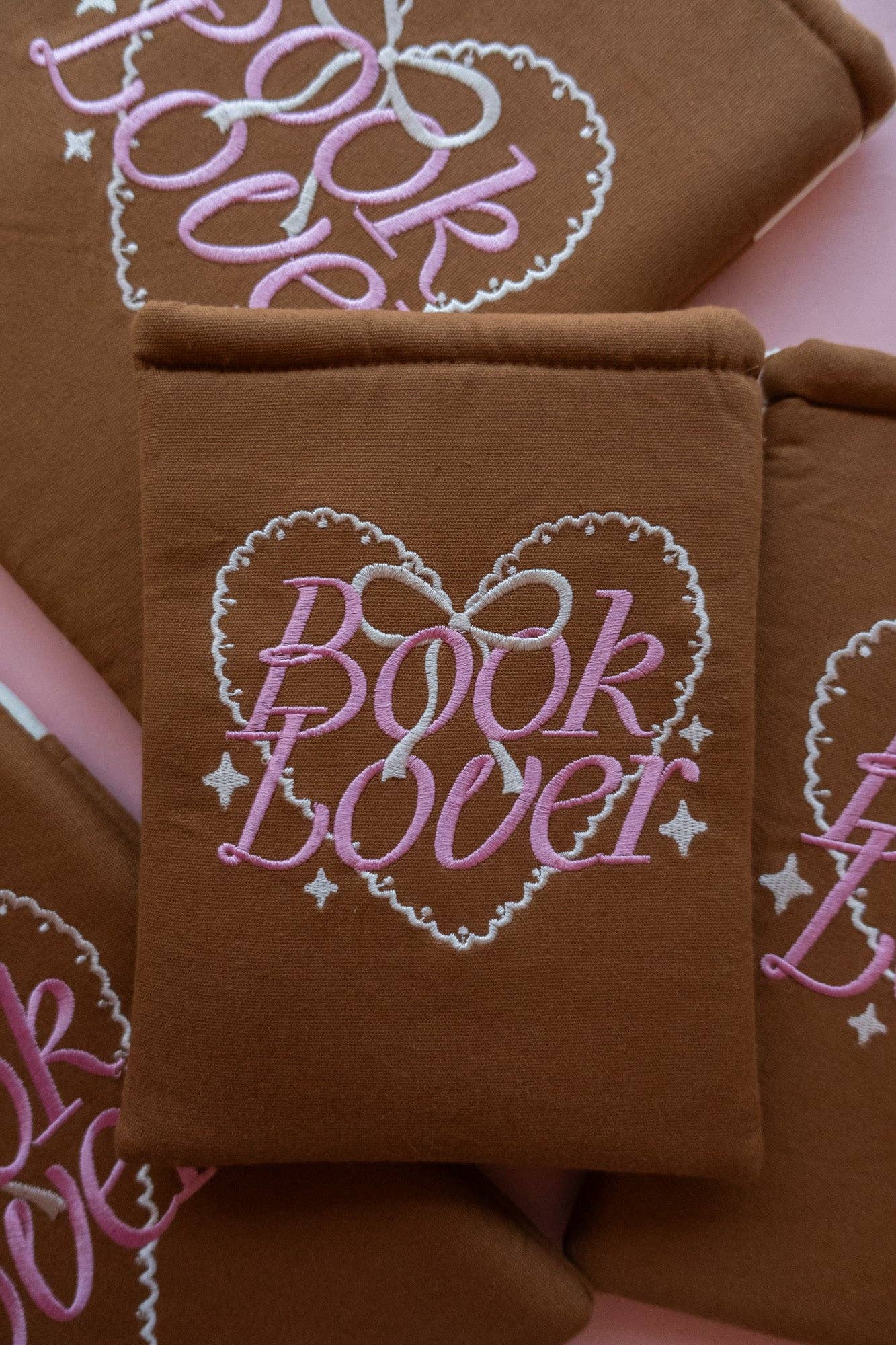 Book Lover Brodert Bokomslag / Booksleeve