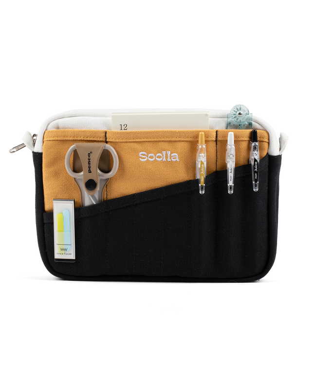 Forhåndsbestilling | Soolla® Studio Pouch | SampleHAUS | Hobbyveske