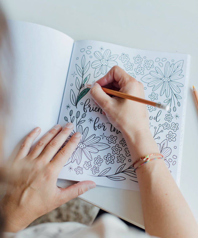 Coloring Faith: A Christian Coloring Book for Women | Kristen Fargeleggingsbok for Voksne