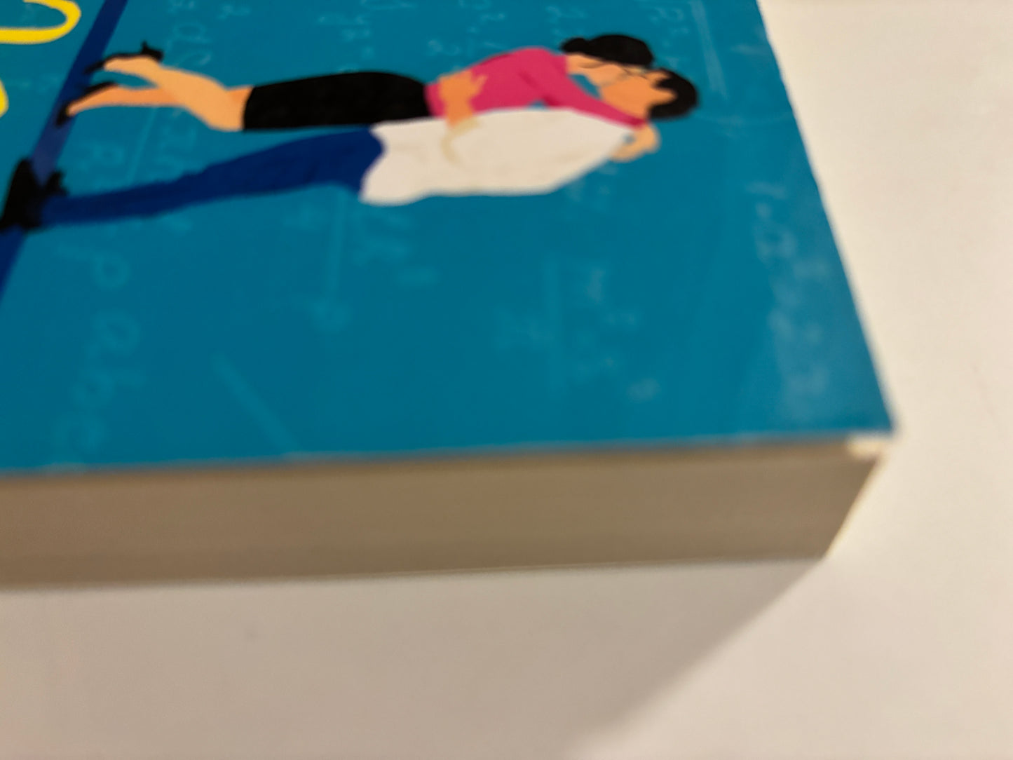 Hoang, Helen: The kiss quotient