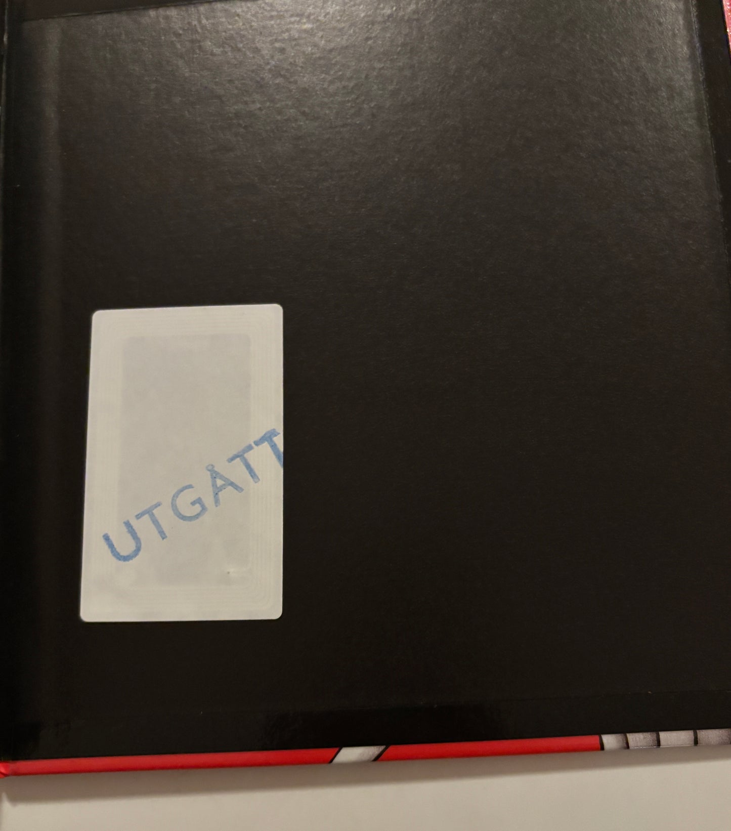 Sandemose, Iben: Sov godt Pus