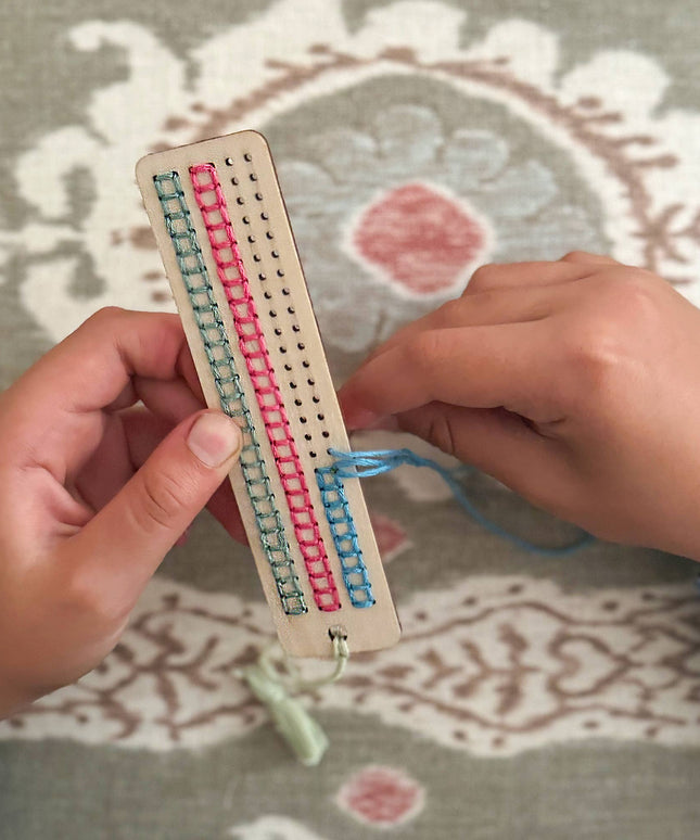 DIY Bokmerke | Lag Ditt Eget Broderte Bokmerke For Barn
