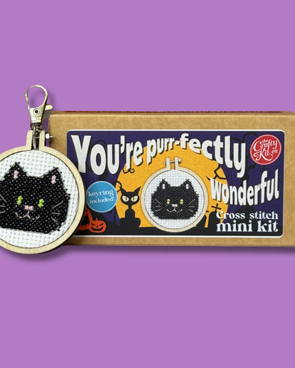 You're purr-fect! Mini Matchbox Broderingssett
