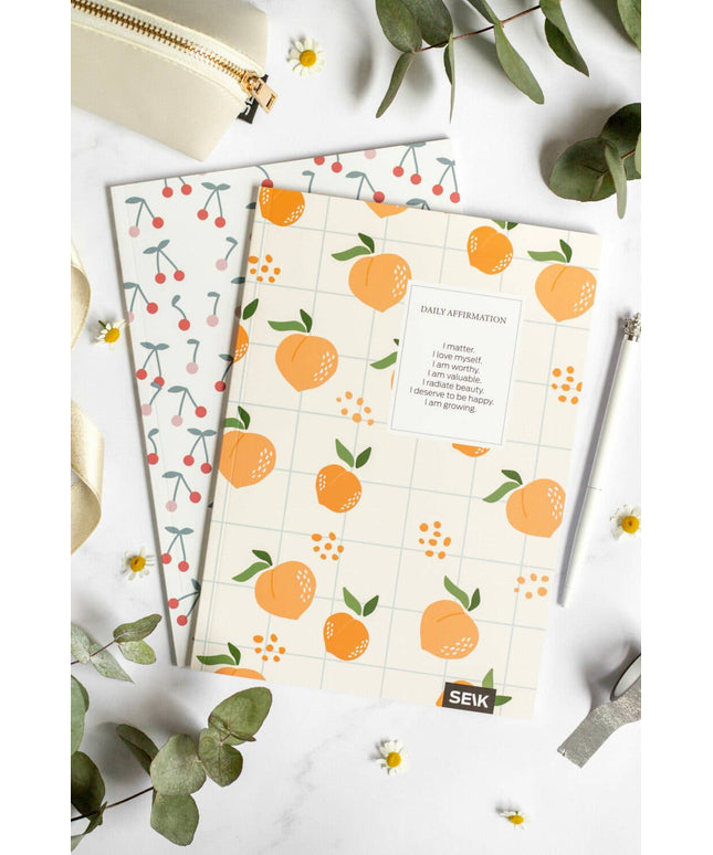 Bullet Journal / Notatbok med Prikker | Peaches + Cherries