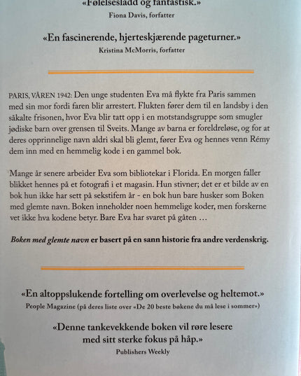 Harmel, Kristin: Boken med glemte navn
