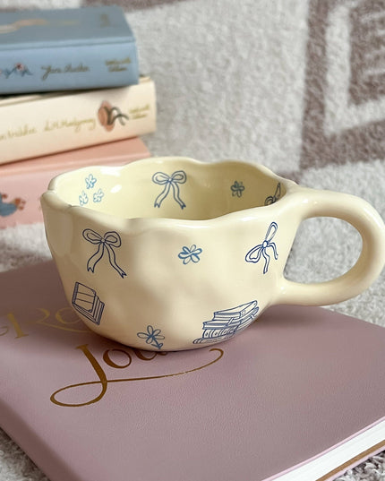 Bows and Books Mug: Red/Ivory Strawberries