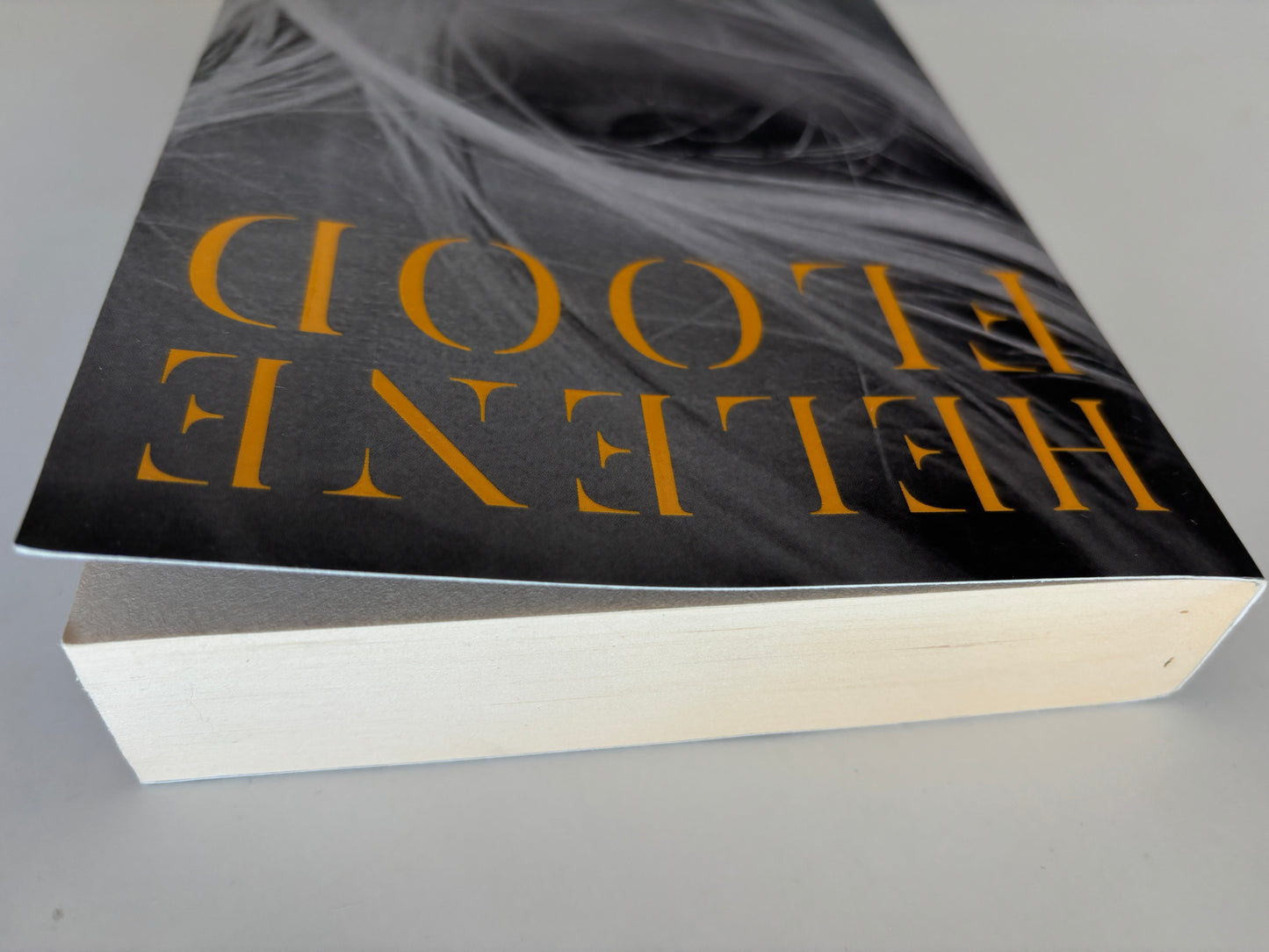 Flood, Helene: Elskeren