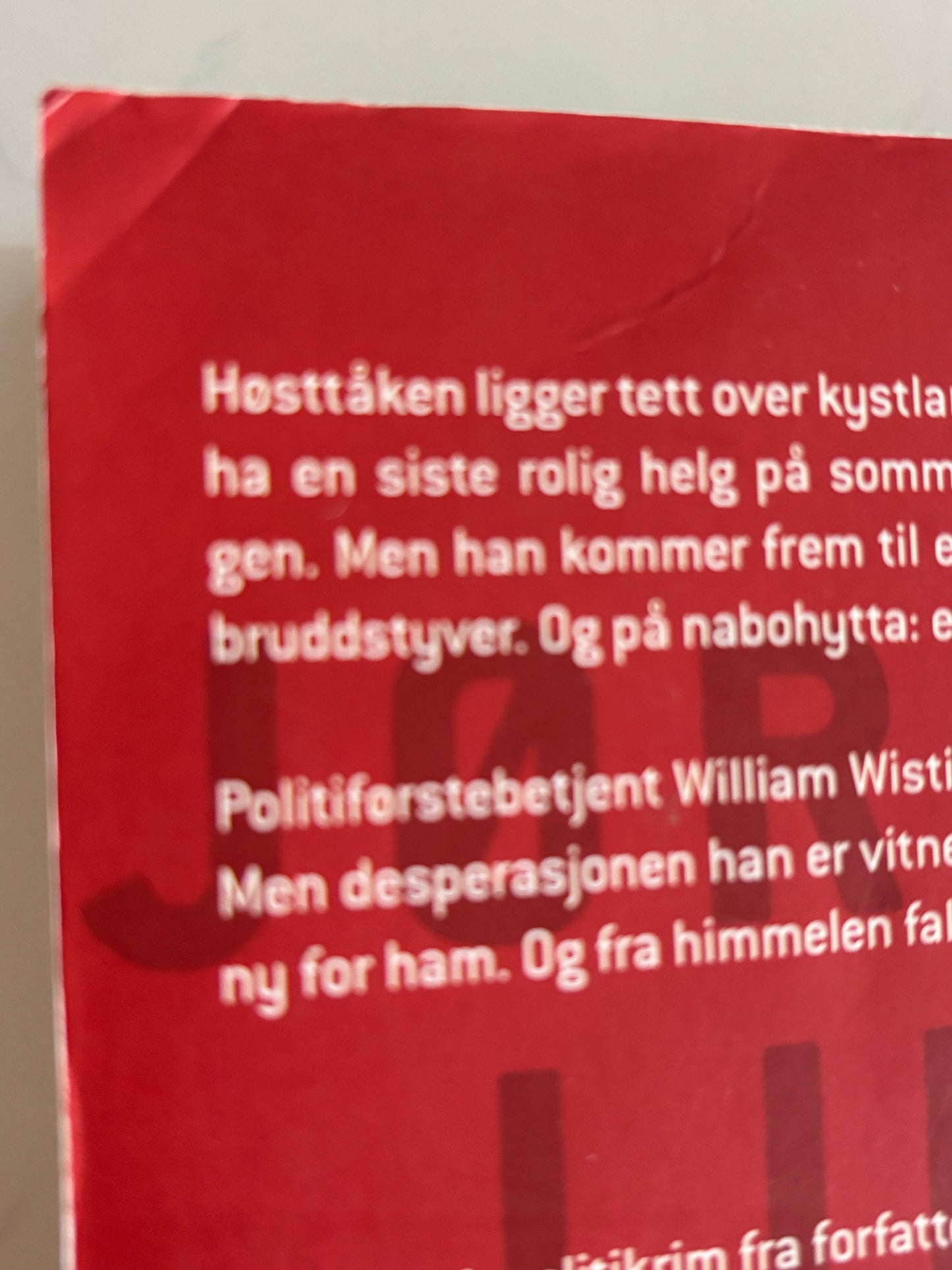Lier Horst, Jørn: Vinterstengt