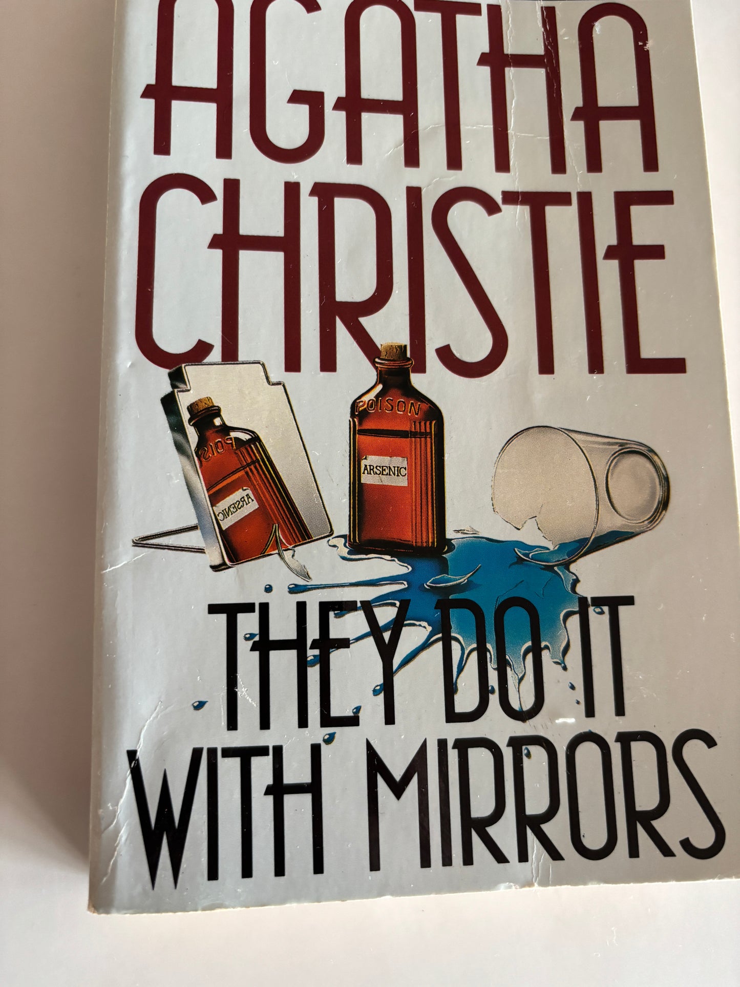 Christie, Agatha: They do it with mirrors