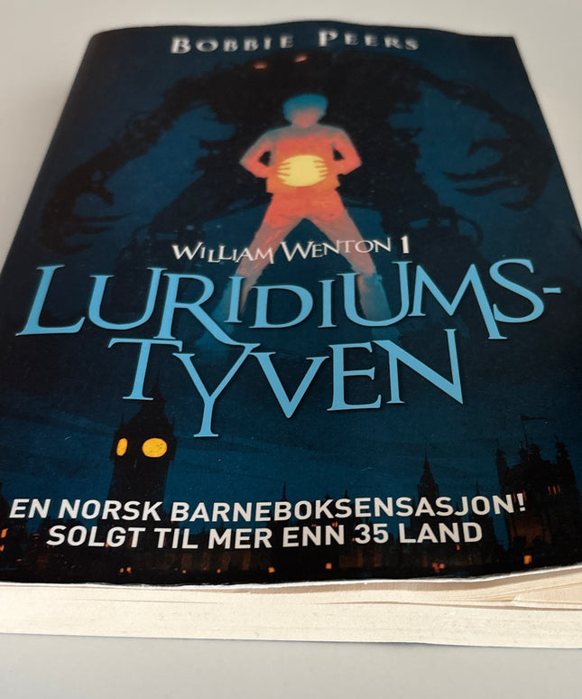 Peers, Bobbie: Luridiumstyven