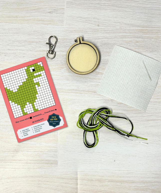 You're Roar-some! Mini Matchbox Broderingssett