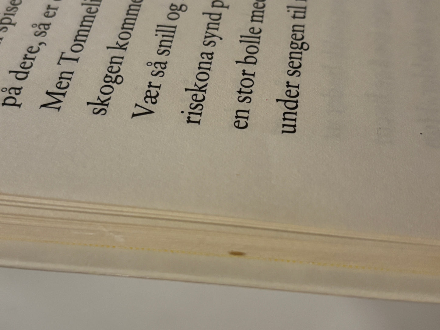 Cramer, Rie: Åtte kjente eventyr