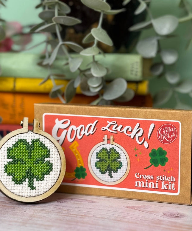 Good Luck! Mini Matchbox Broderingssett
