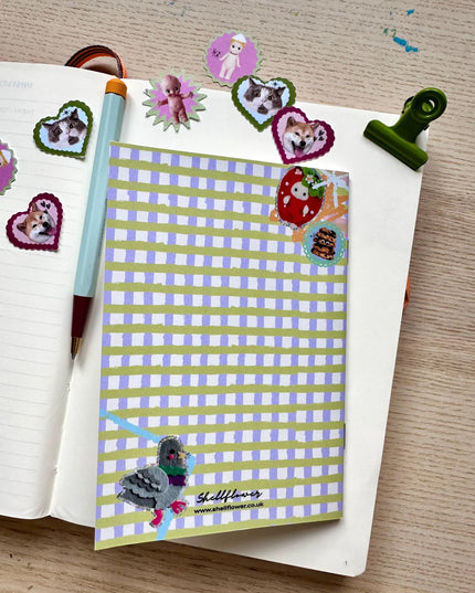 Klistremerkebok | A6 Gingham Sticker Keeper