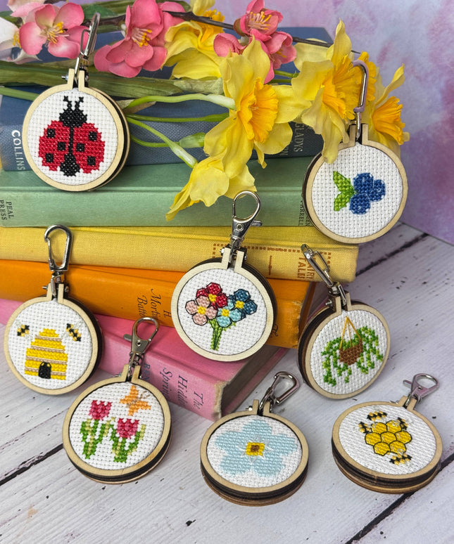 You Grow Girl! Mini Matchbox Broderingssett