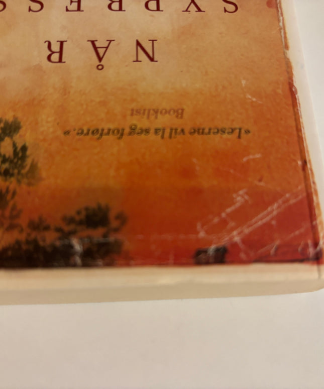 Manessis Corporon, Yvette: Når sypressene hvisker