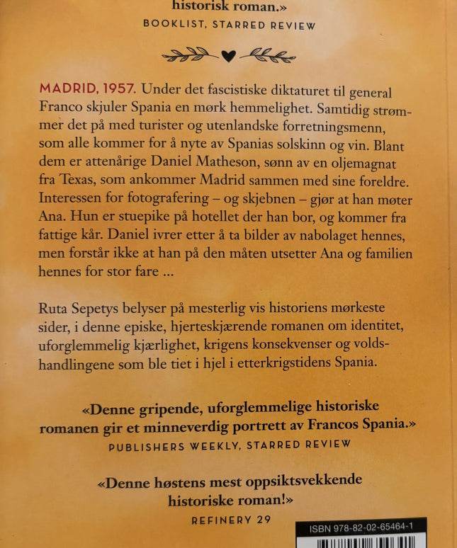 Sepetys, Ruta: Taushetens pris