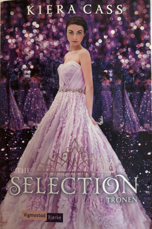 Kass, Ciera: The Selection: Tronen