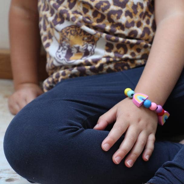 Lag Ditt Eget Regnbue-armbånd | Armbånd DIY