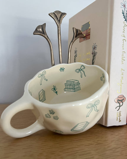 Bows and Books Mug: Red/Ivory Strawberries