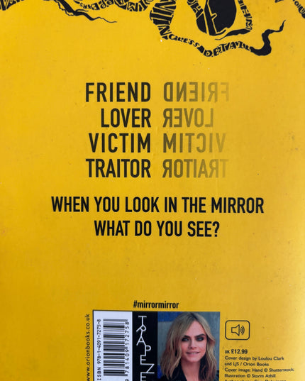 Delevingne, Cara: Mirror, mirror