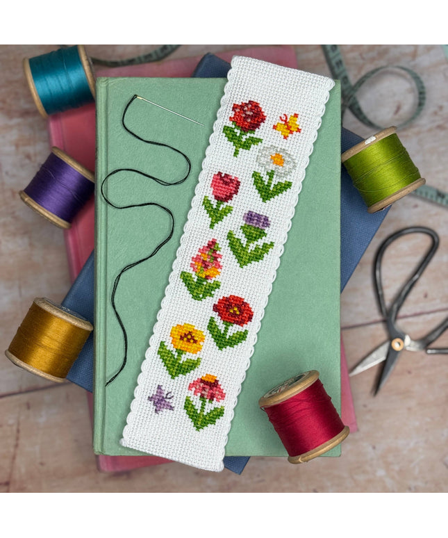 Cottage Garden Bokmerke Broderingssett