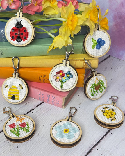 Rooting for You! Mini Matchbox Broderingssett
