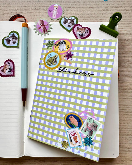 Klistremerkebok | A6 Gingham Sticker Keeper