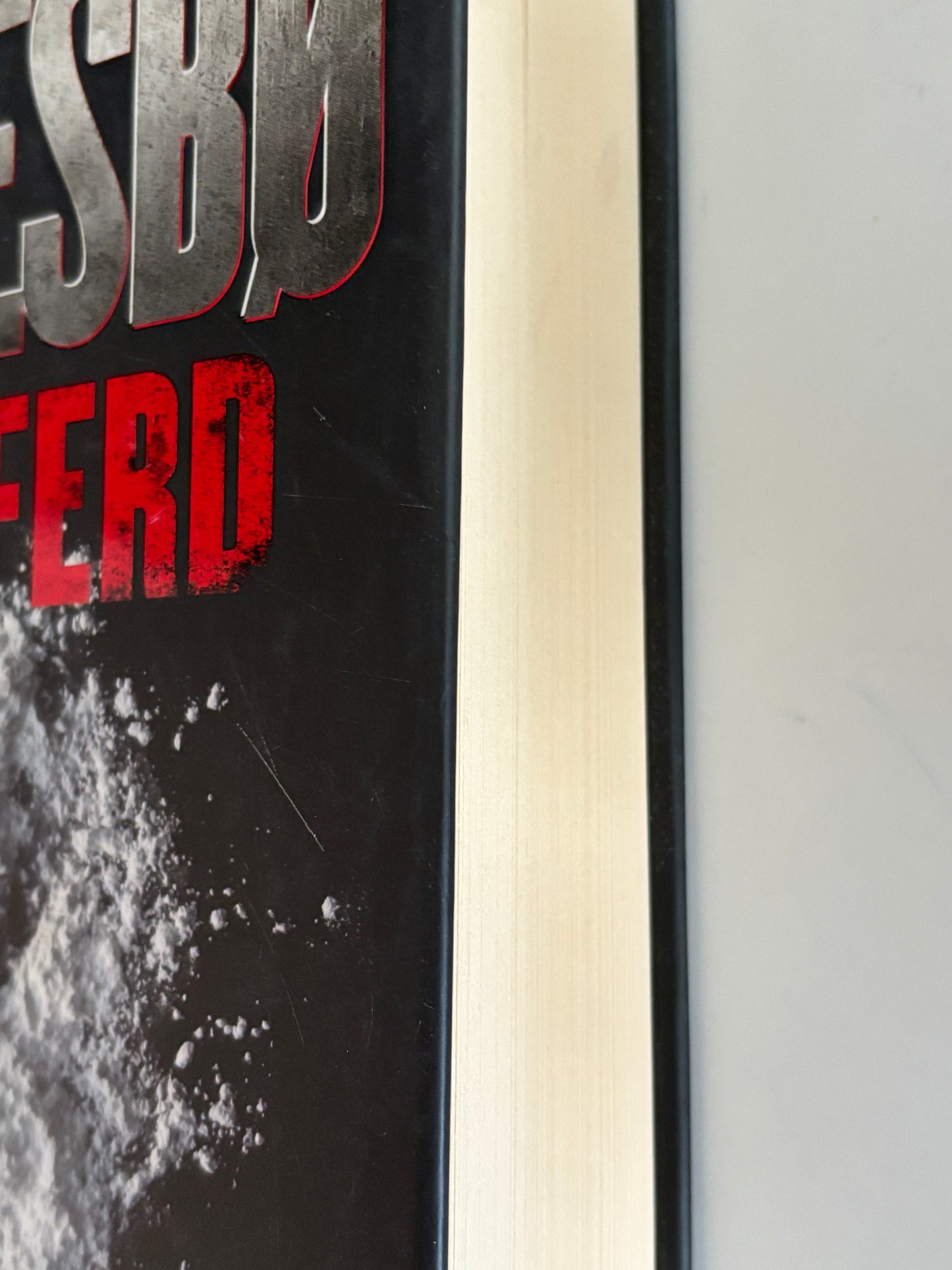 Nesbø, Jo: Gjenferd