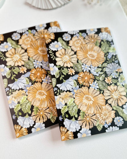 Dot Grid Notatbok | Dark Botanical