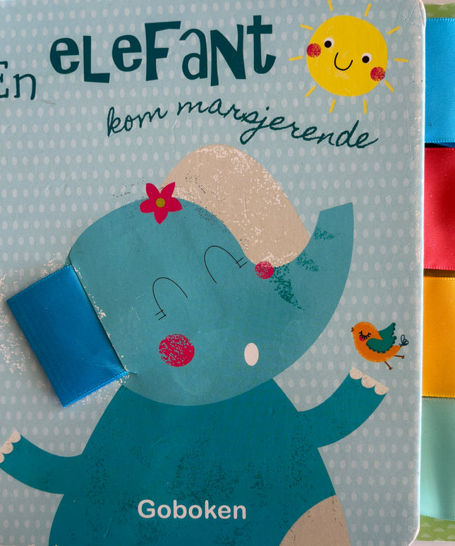 Goboken: En elefant kom marsjerende