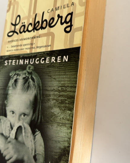 Lackberg, Camilla: Steinhuggeren