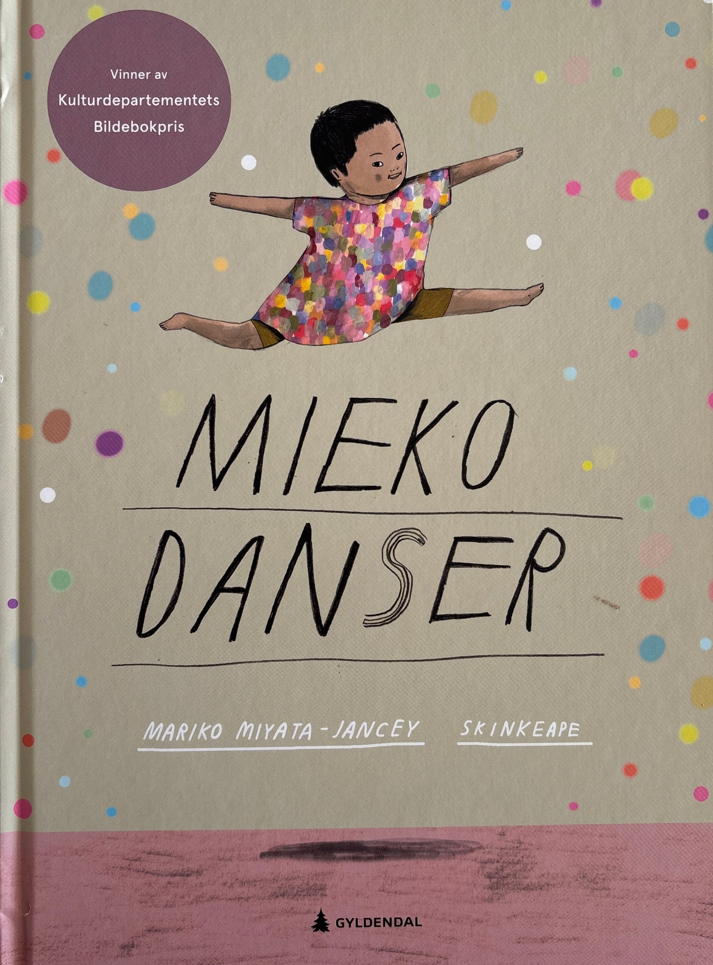 Miyata-Jancey, Mariko: Mieko danser