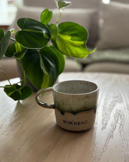 Boknerd kaffekopp - Håndlaget keramikk