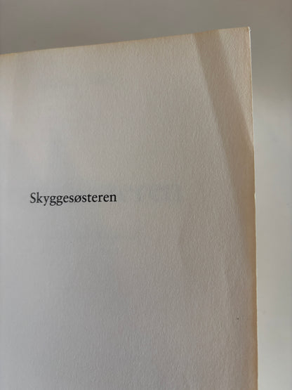 Riley, Lucinda: Skyggesøsteren