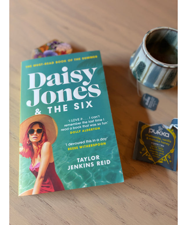 Jenkins Reid, Taylor: Daisy Jones & The Six