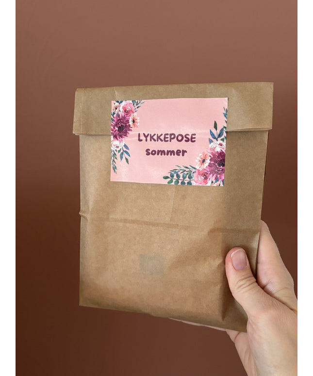 Forhåndsbestilling | Liten Lykkepose Sommer | Overraskelsespose med klistremerkeark, washitape og andre fine småsaker